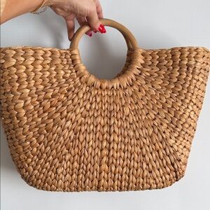 Woven Straw Tote Bag with Wooden Handles - Natural
